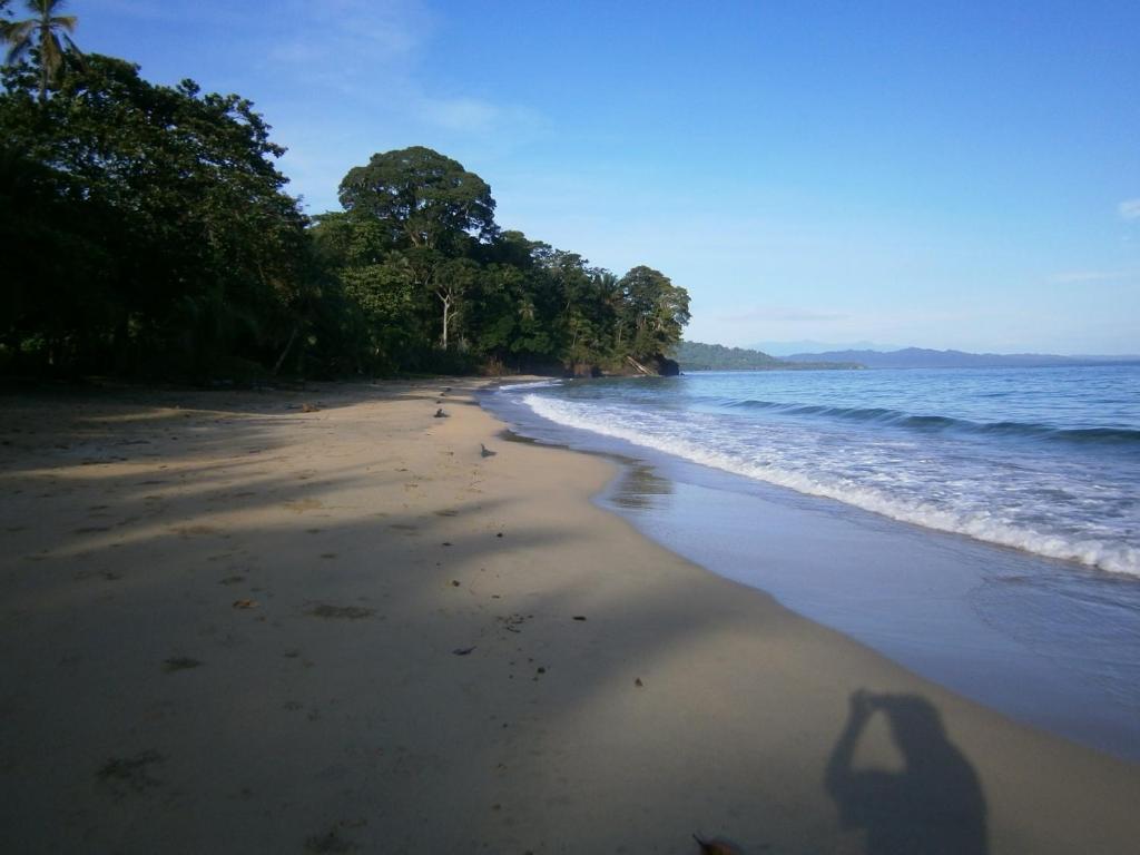 Sunrise Beach Hotel Puerto Viejo de Talamanca Экстерьер фото